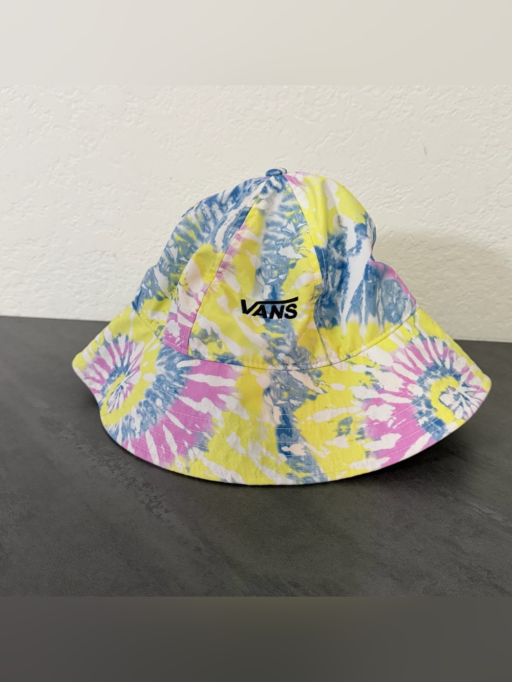 Vans Off The Wall Pastel Pink & Yellow Tie Dye Bucket Hat Adult Size M/L